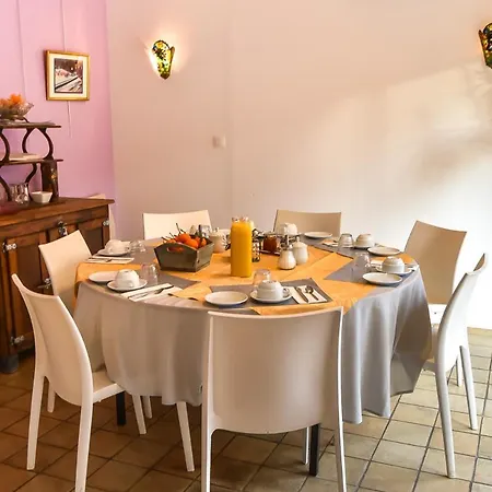Le Jardin Des Roches 3*