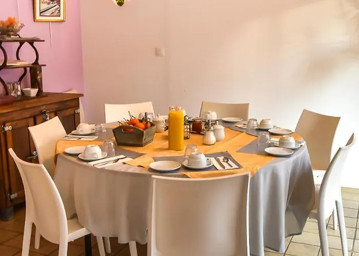 Le Jardin Des Roches 3*